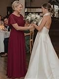 Ever-Pretty Classic Round Neck Pleated Chiffon Applique Floor-Length A-Line Gown